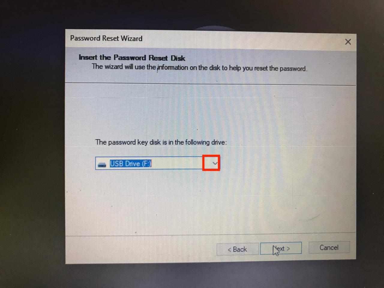 Creating a Windows 10 Password Recovery Disk  Windows Pixel